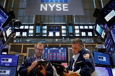 Stock market today: Banks lead early gains on Wall Street